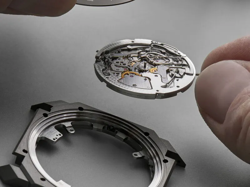 BVLGARI Octo Finissimo Grandes Complications - case, dial and movement components