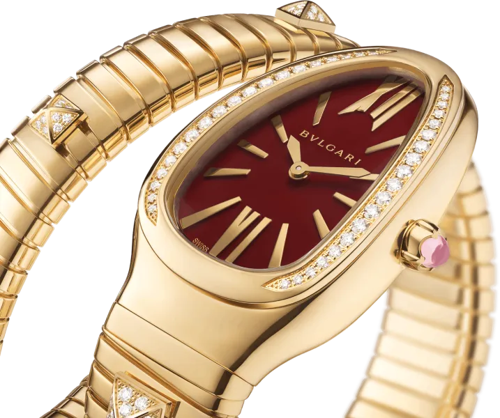 BVLGARI Serpenti Studs 104302 - front detail